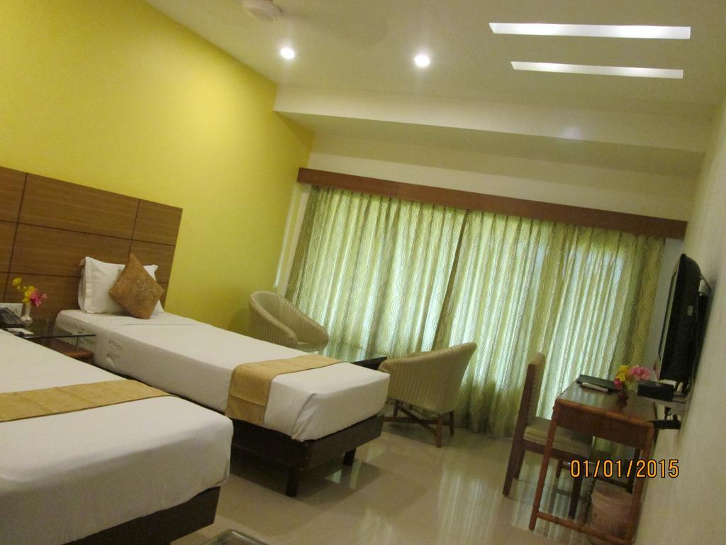 The Ashok Beach Resort Puducherry Exterior foto