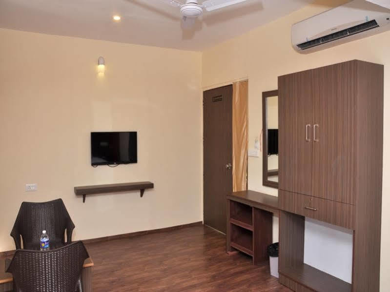 The Ashok Beach Resort Puducherry Exterior foto