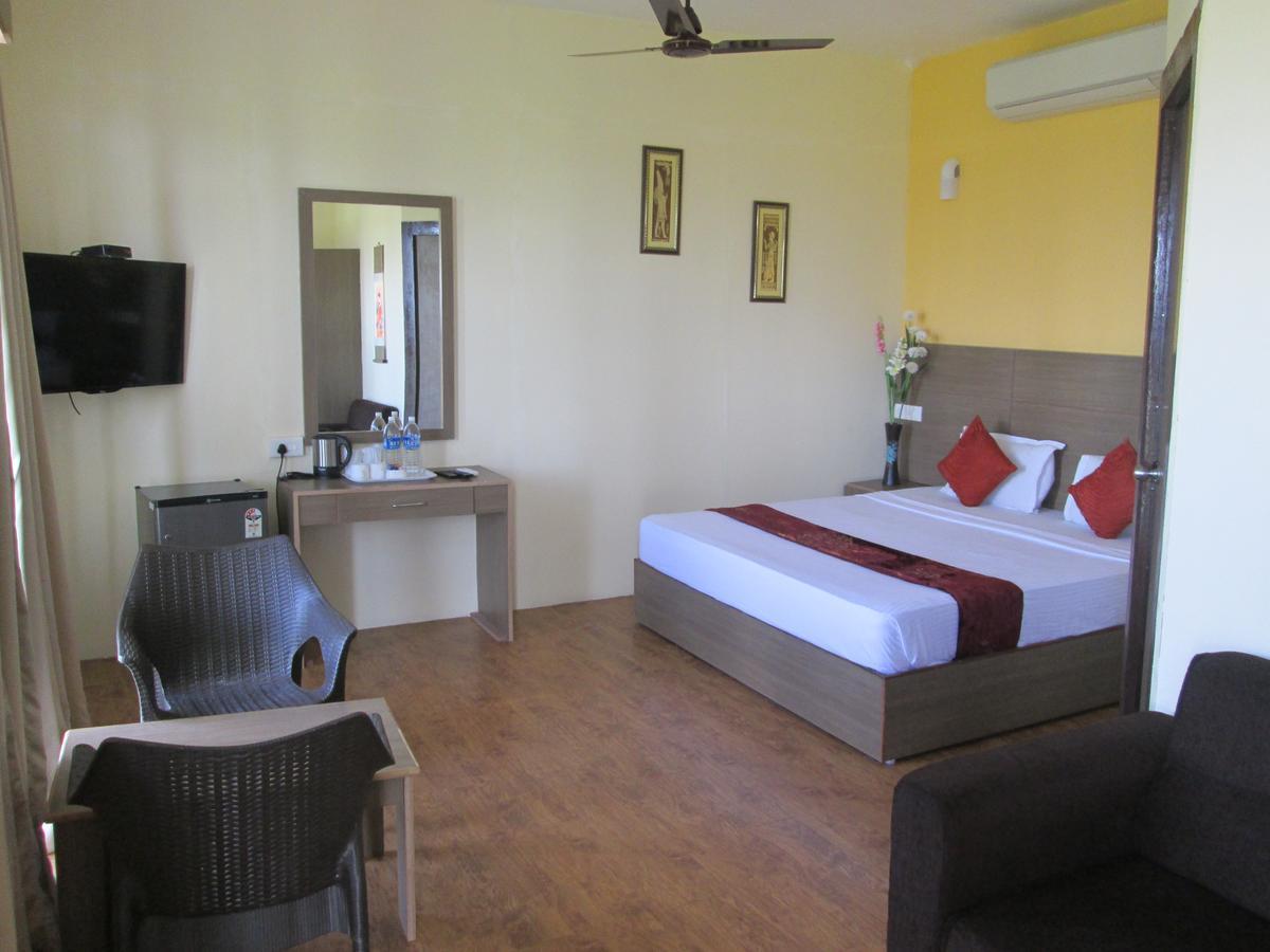 The Ashok Beach Resort Puducherry Exterior foto